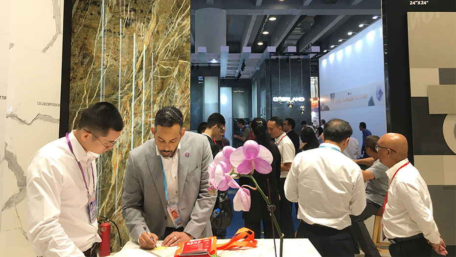 Innovative Ceramic Panels Attract Worldwide Attention in Canton Fair