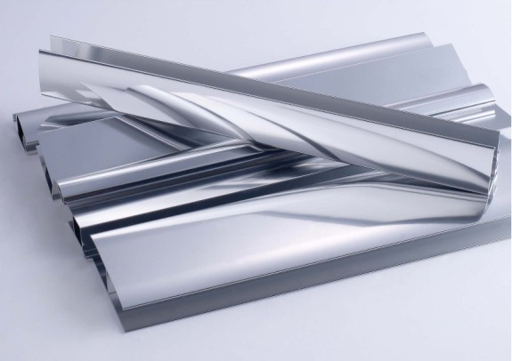 Alumina imports showed a significant increase in the first quarter, but they may decline in the second quarter.