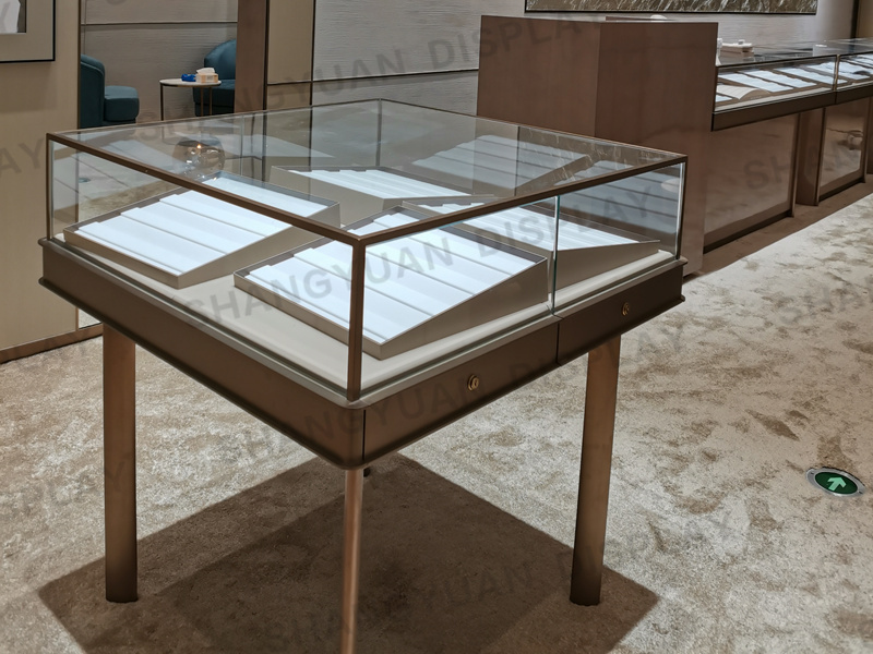 MIKIMOTO Jewelry Shop