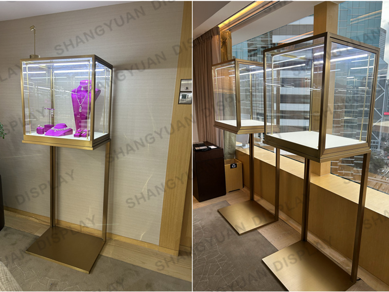 Luxury Metal Jewelry Display High Cabinet