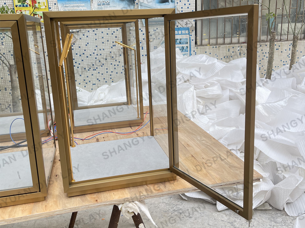 Luxury Jewelry Display Glass Showcase