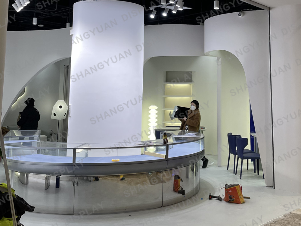 jewelry showcase counter