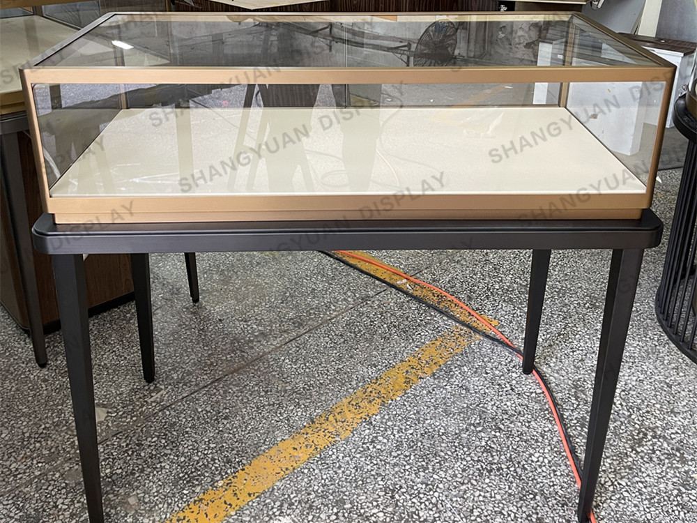 Luxury Metal Jewelry Counter