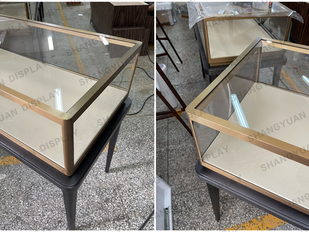 Luxury Metal Jewelry Counter