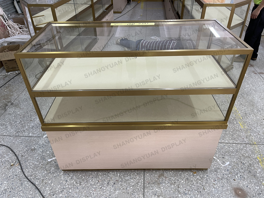 Luxury jewelry kiosk glass counter