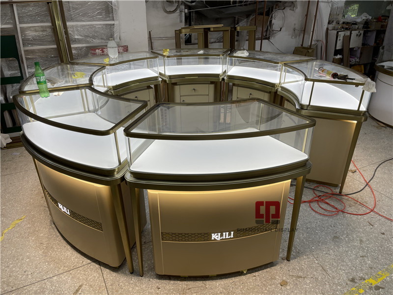 10ft Diameter Round Jewelry Showcase