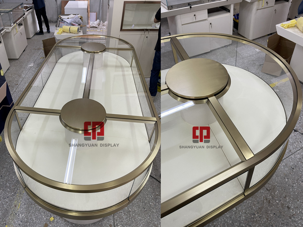 Luxury Round Jewelry Display Case