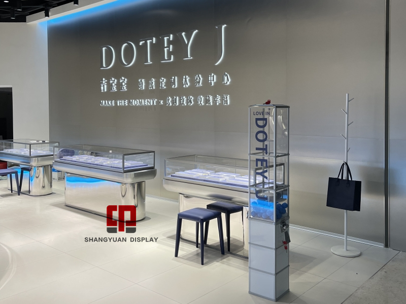 Stainless Steel Mirror Jewelry Showcase