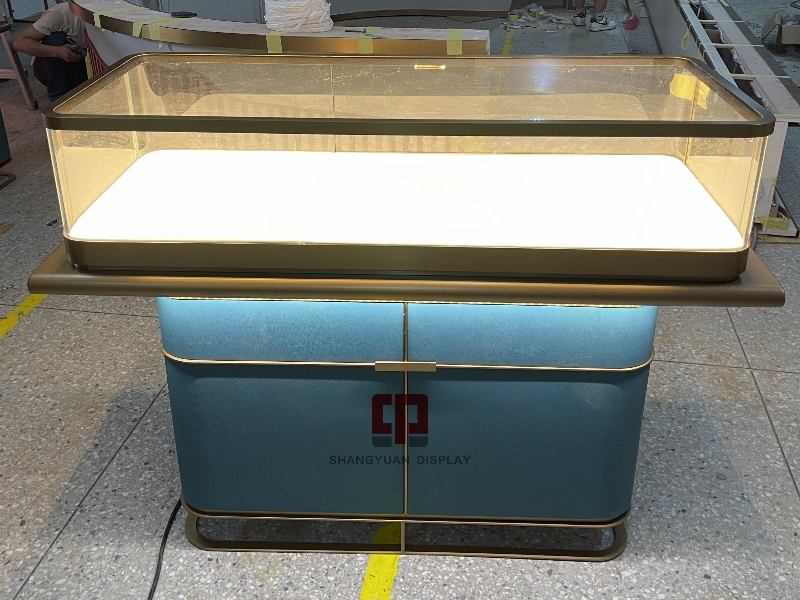 Stainless Steel Gold Jewelry Store Showcase
