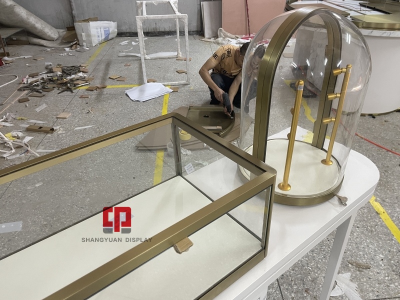 Custom Made Jewelry Showcases
