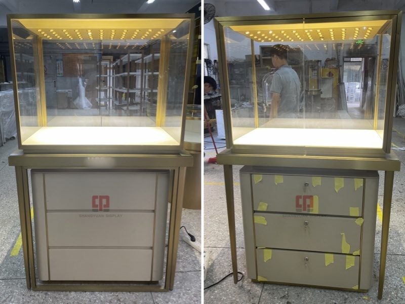 Luxurious Metal Jewelry High Cabinet