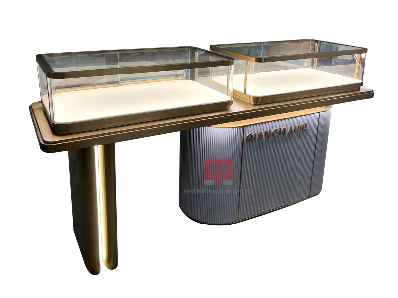 Luxury Glass Top Jewelry Display Case