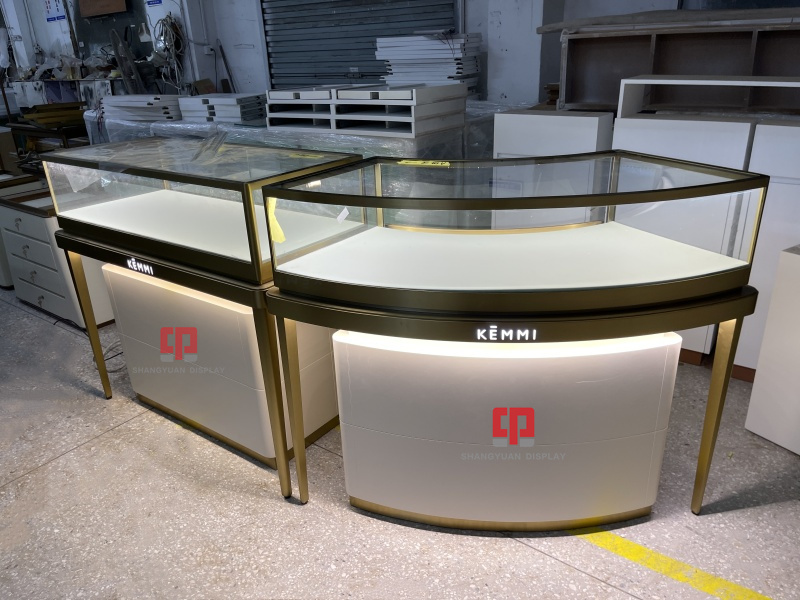 Four Production Techniques For Customizing Logos For Jewelry Display Cabinets