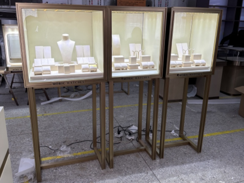 Luxury Custom Jewelry Display Cases