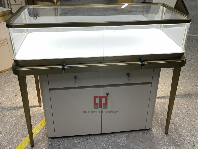 Luxury Gold Stainless Steel Jewelry Display Counter