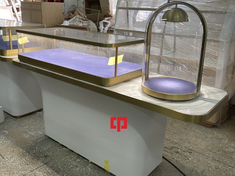 White Painted Metal Arc Glass Display Counter