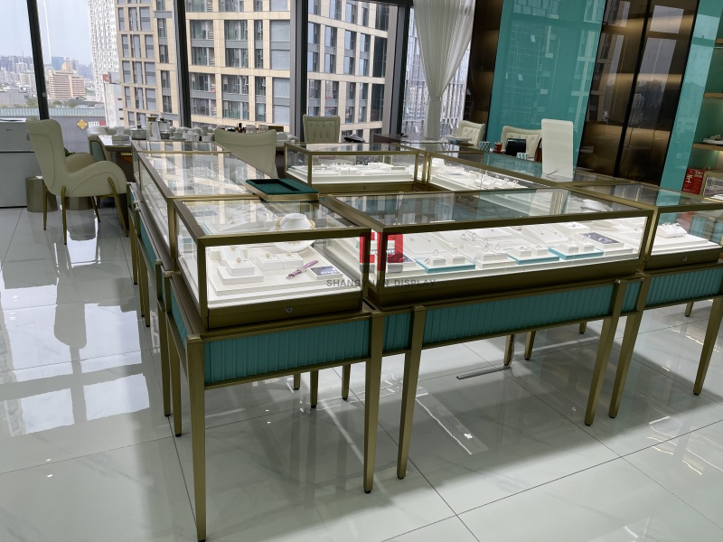 Water Ripple Shape Jewelry Showcase Display