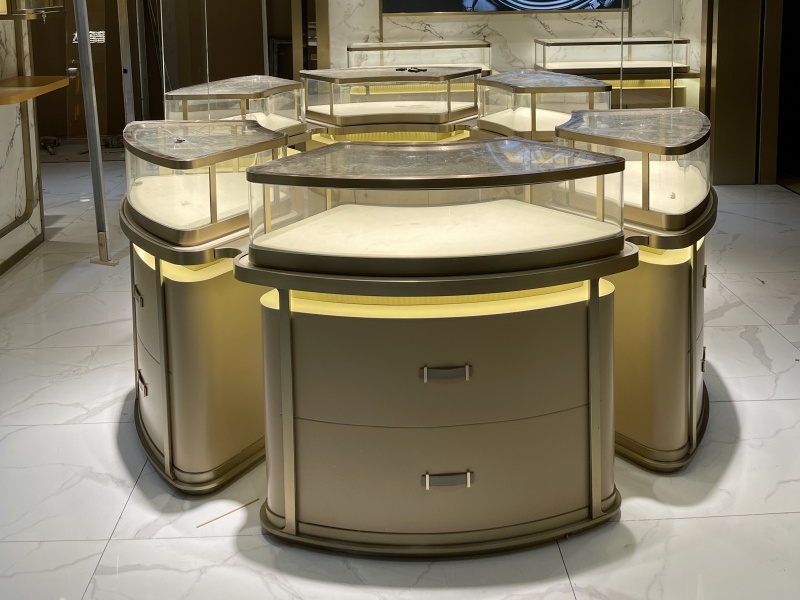 Luxury Watch Store Showcase Project