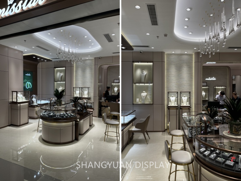 Modern High End Jewelry Showcase