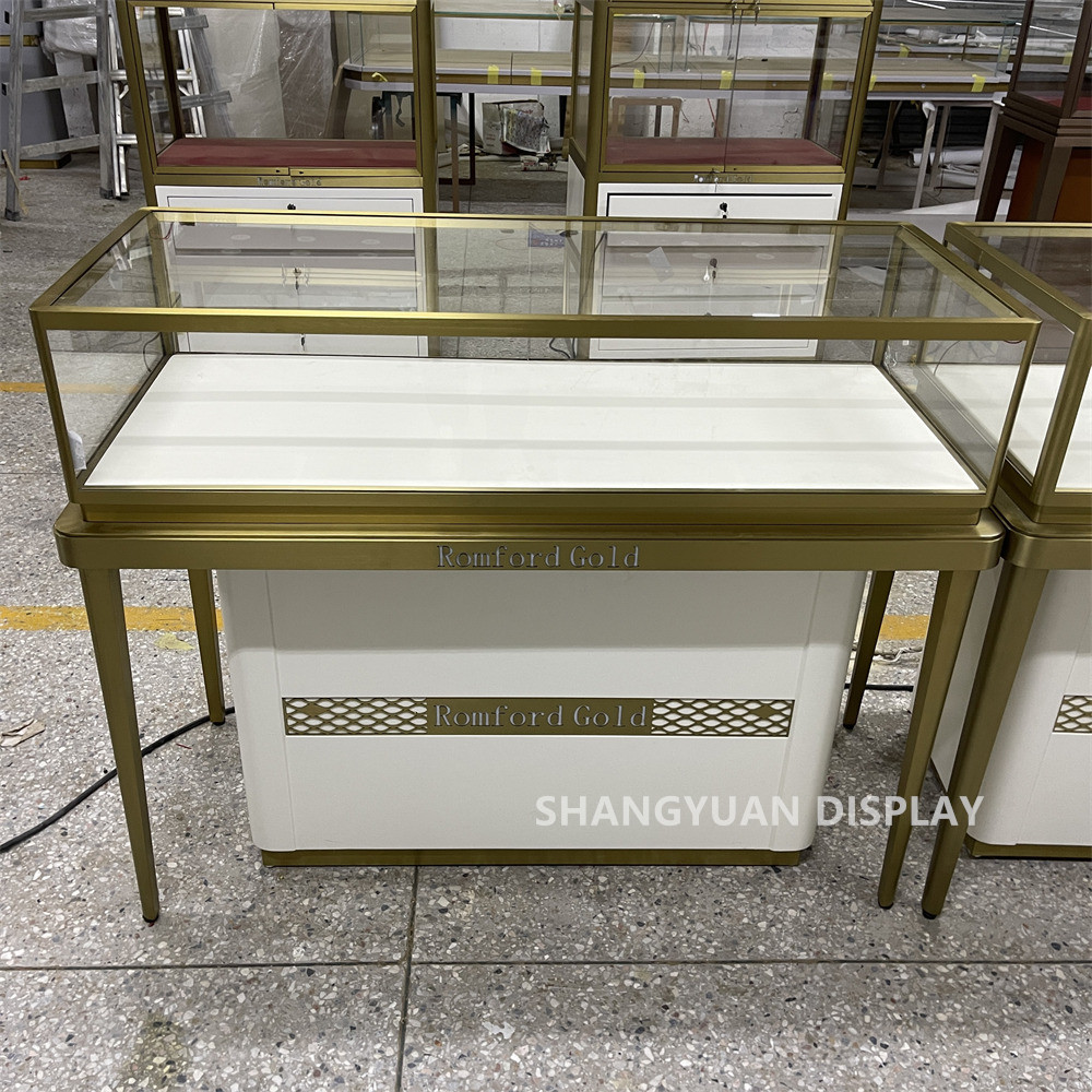 UK Luxury Jewelry Display Table for British Jewelers