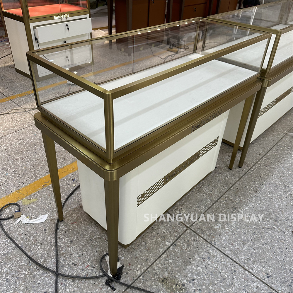 UK Luxury Jewelry Display Table for British Jewelers