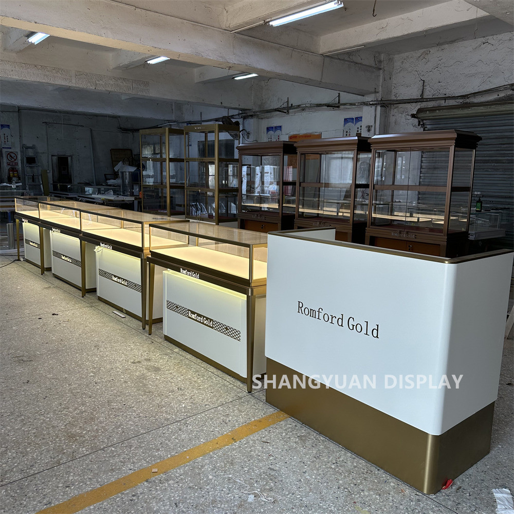 UK Luxury Jewelry Display Table for British Jewelers