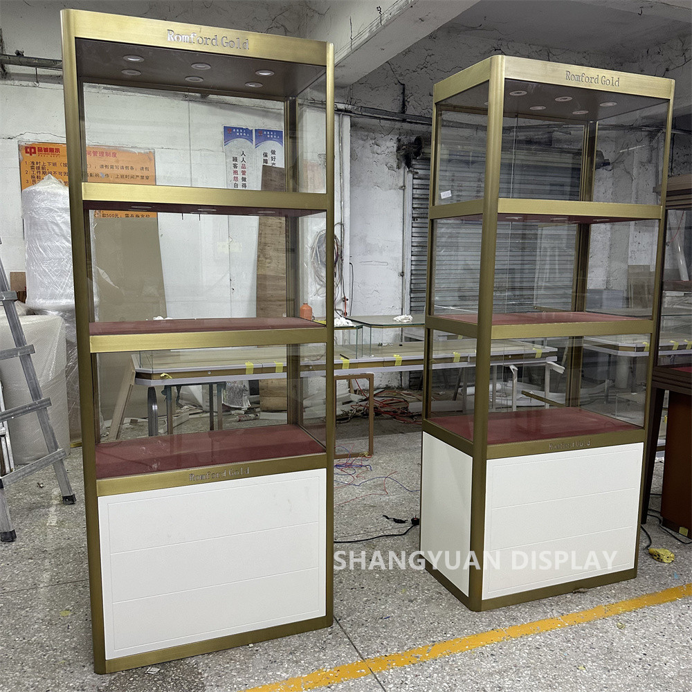 Jewelry Window Display Showcase