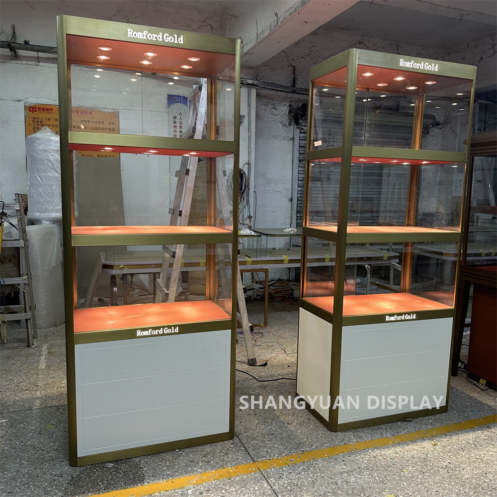 Jewelry Window Display Showcase