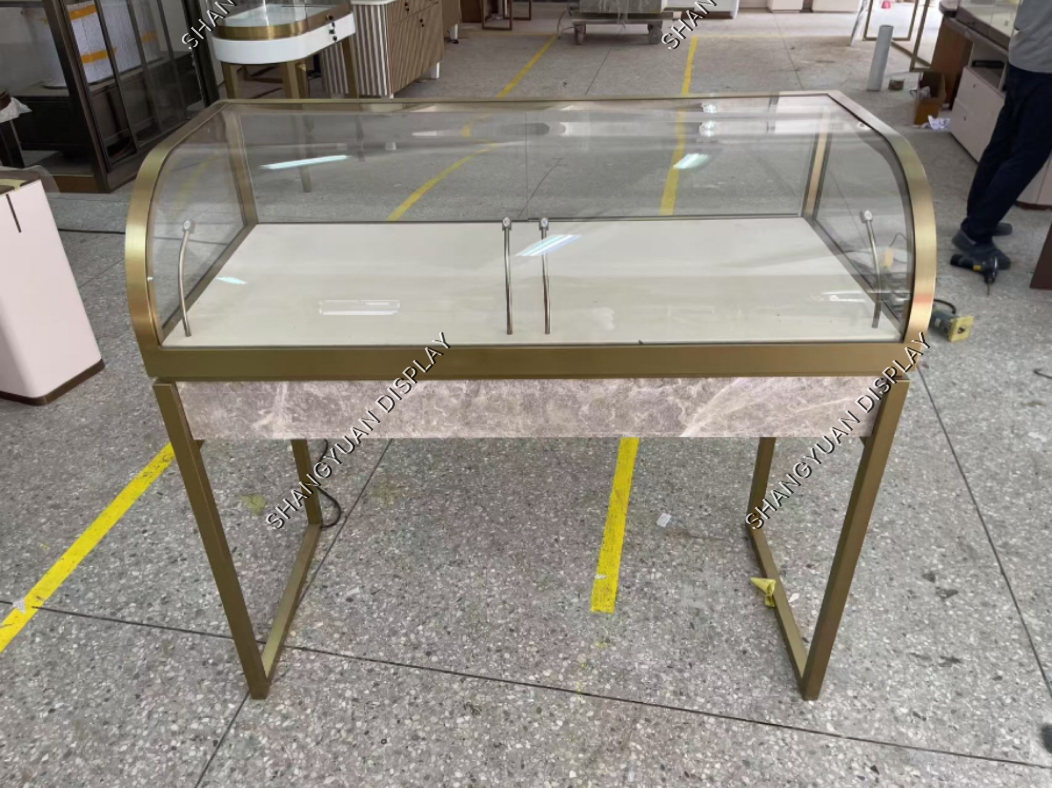 Curved Glass Metal Jewelry Display Cabinet