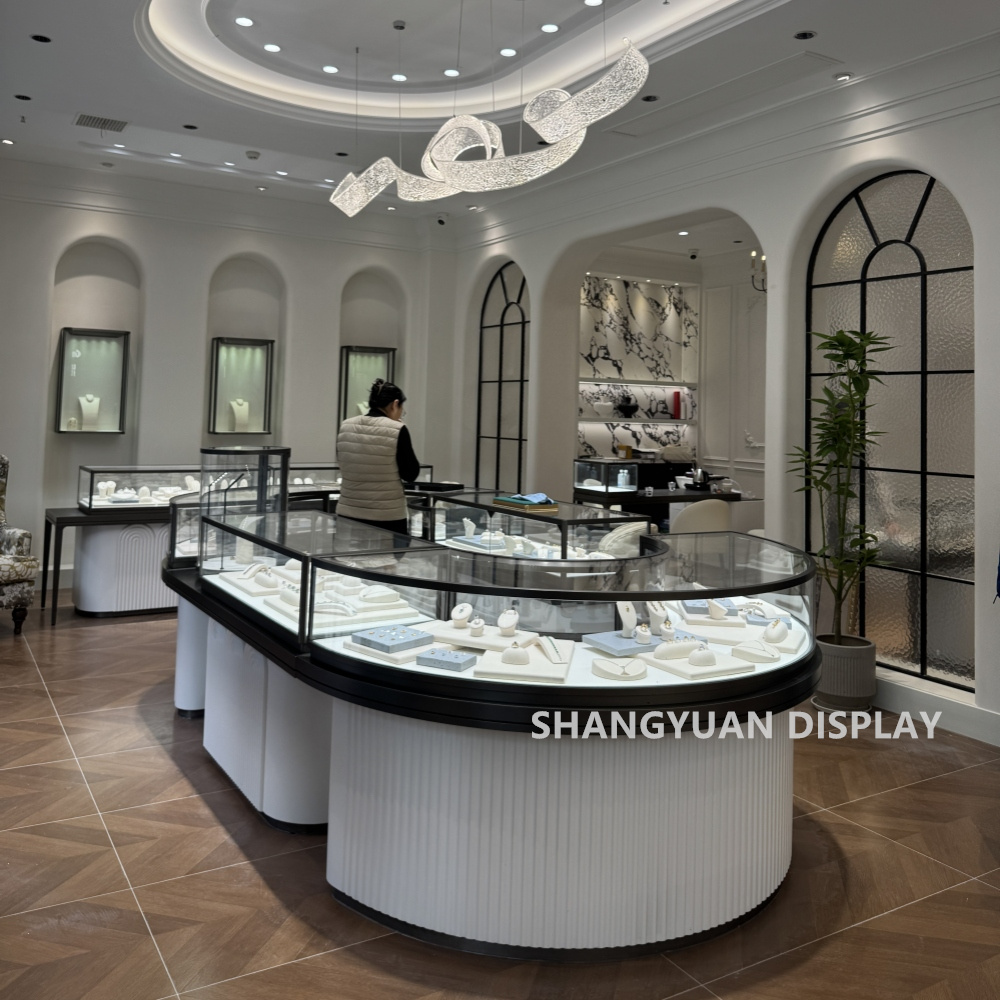 Round Island Jewelry Counter