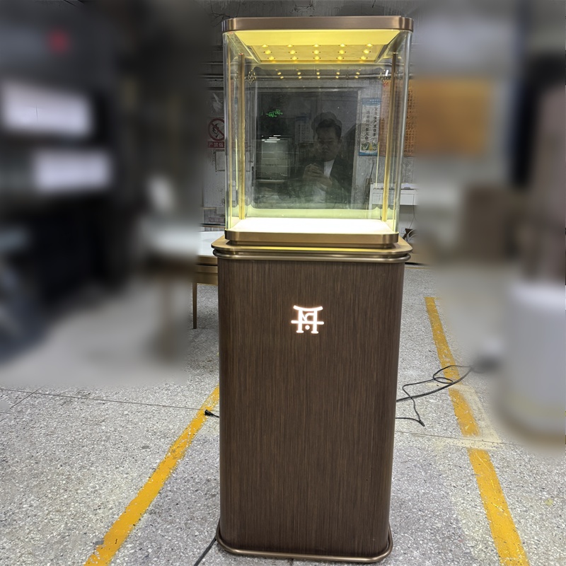 Wood Grain Paint Jewelry Display Cases