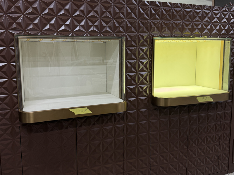 Exquisite Custom - Made Jewelry Display Cases for Japanese Exhibition Hall
