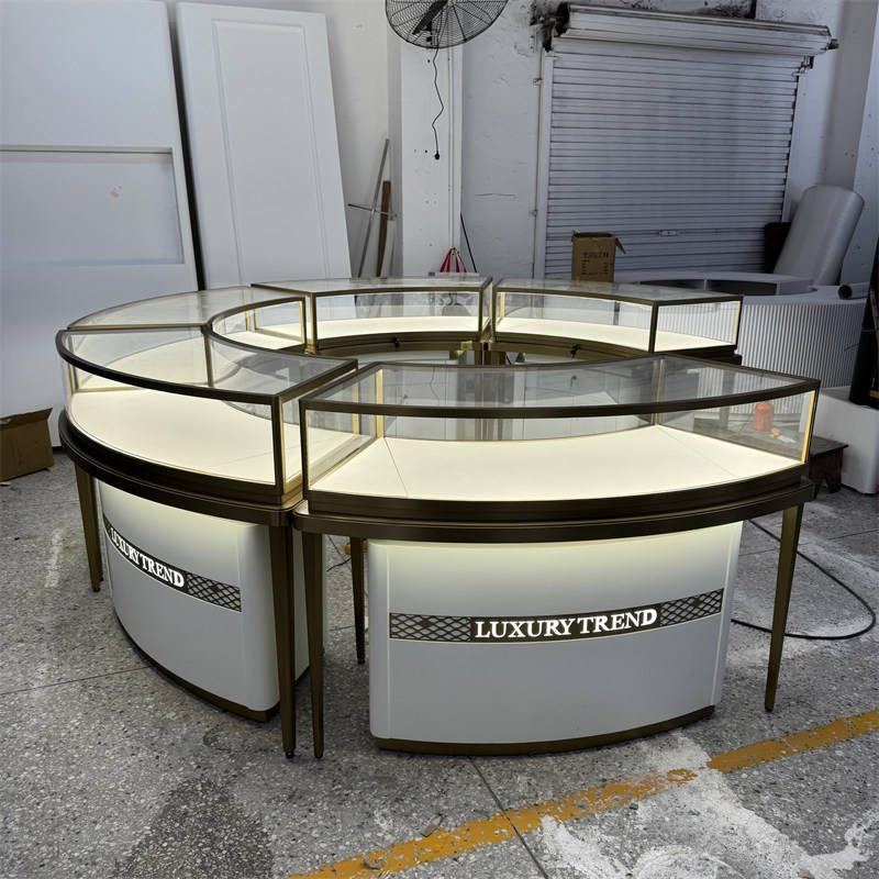 【Slovakia】Round Jewellery Showcases