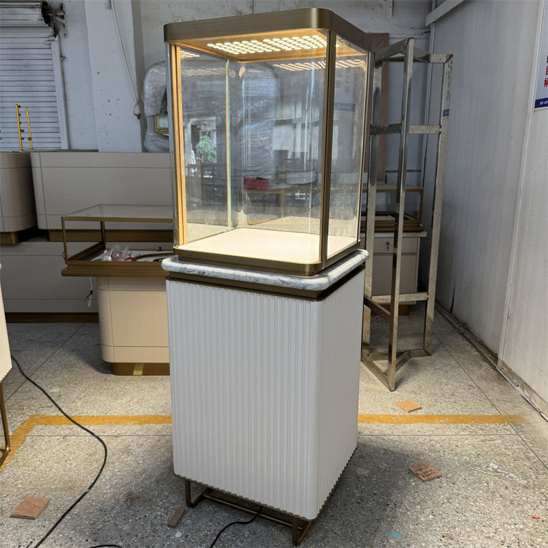 Elegant Display Cases for Jewelry – Perfect for Retail Jeweler