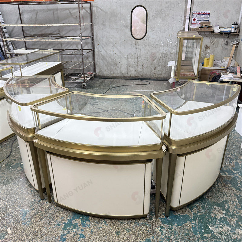 【Nigeria】Classic Curved Jewellery Display Counter: Exquisite Craftsmanship to Highlight Jewel Brilliancy