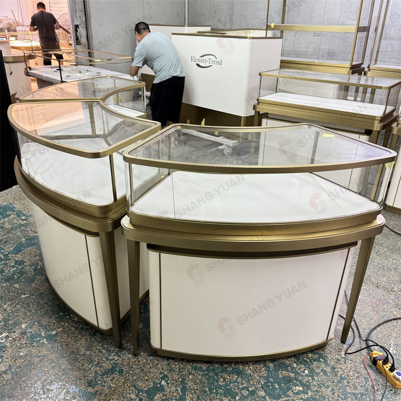 【Nigeria】Classic Curved Jewellery Display Counter: Exquisite Craftsmanship to Highlight Jewel Brilliancy