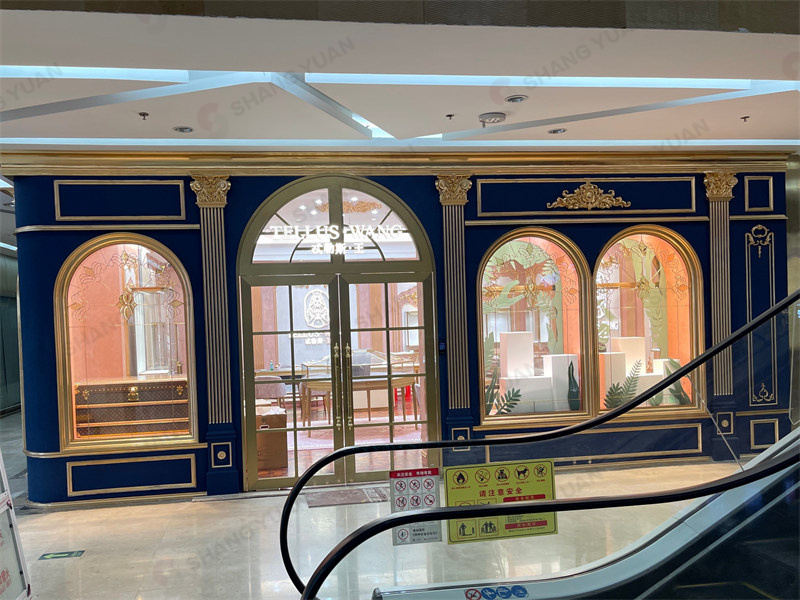 Luxury Vintage Jewelry Showroom Design and Fixting