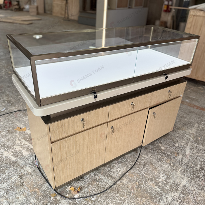 Premium Wood &amp; Glass Showcases For Jewelry