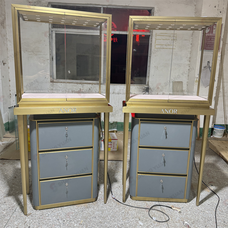 Luxury Gold Stainless Steel Retail Jewelry Display Cases