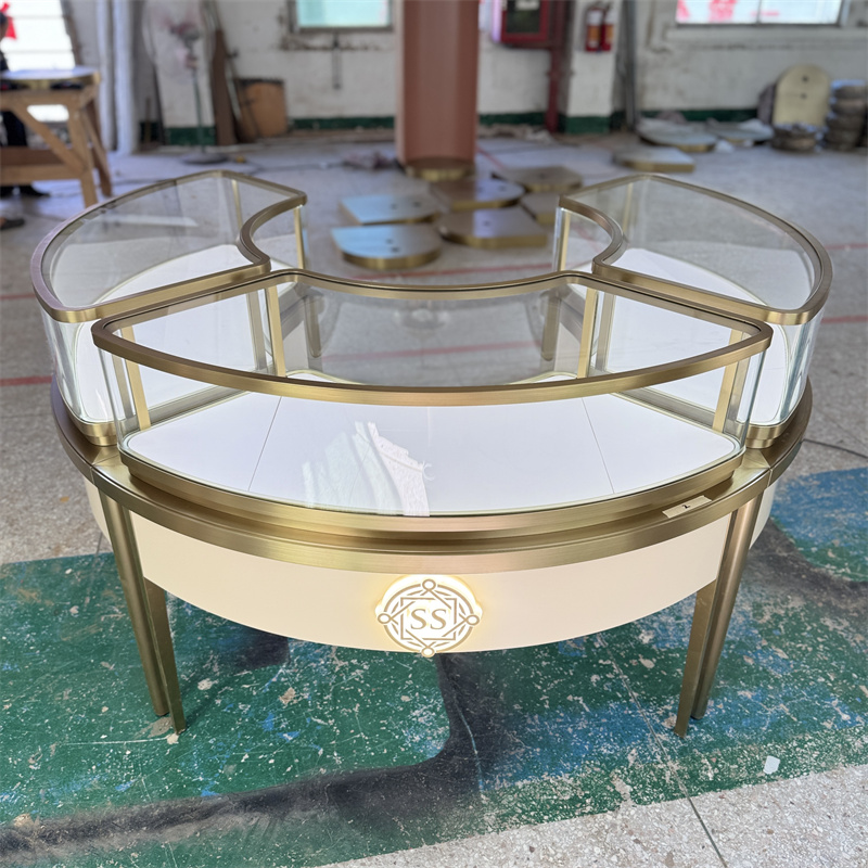 Curved Glass Jewelry Display Case with Lock