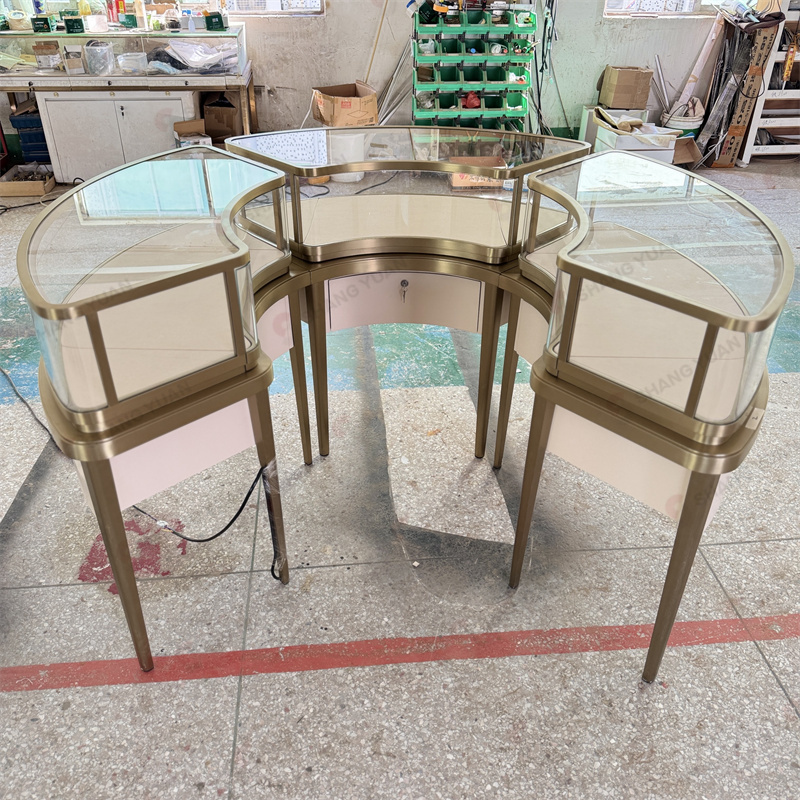 Curved Glass Jewelry Display Case with Lock
