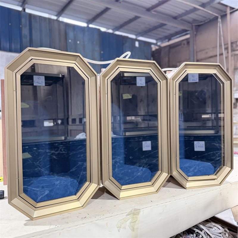 Luxury Gold Wall Jewelry Showcase Display Case